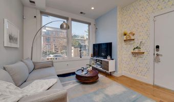 254 15TH St SE 2, Washington, DC 20003