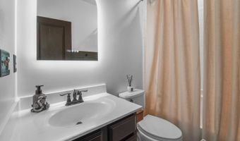 23 Avalon Ave, Barnegat, NJ 08005