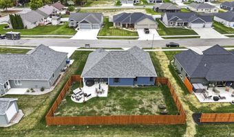 1603 Hickory Holw, Auburn, IN 46706