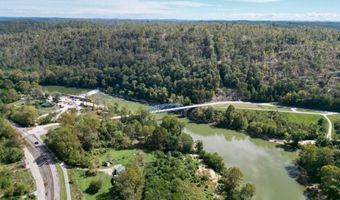 233 River Rd, Beattyville, KY 41311