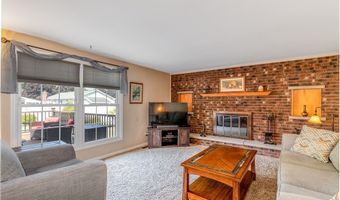 53 Brookpark Dr, Amherst, NY 14228