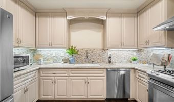 853 W Huntington B, Arcadia, CA 91007