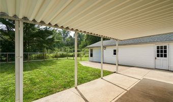 3261 Dewalt Dr, Akron, OH 44312