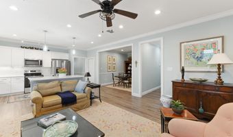 404 Ramaux St, Bay St. Louis, MS 39520