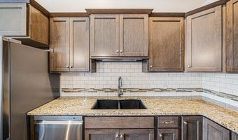 3758 N WAYSIDE Ln, Appleton, WI 54913