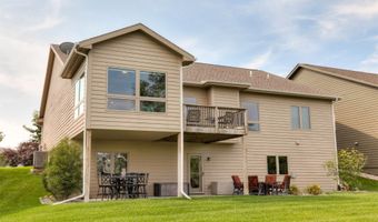 312 NE Pinehurst Cir, Ankeny, IA 50021