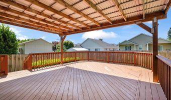 19157 GENTRY HIGHLANDS Ln, Oregon City, OR 97045