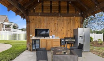 704 Shasta Dr, Albertville, AL 35950