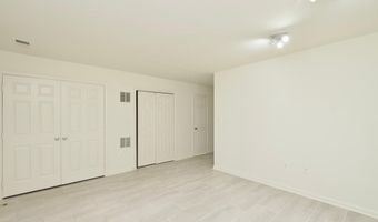 5236 BALLYCASTLE Cir, Alexandria, VA 22315