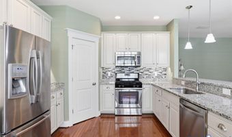 110 Giddy-Up Ln, Ashland, VA 23005