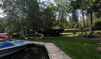 220 Bridge St Ss1-8, Bigfork, MT 59911