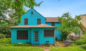 818 Ottawa Trl, Madison, WI 53711