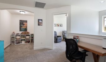 3711 NE Purcell Blvd, Bend, OR 97701