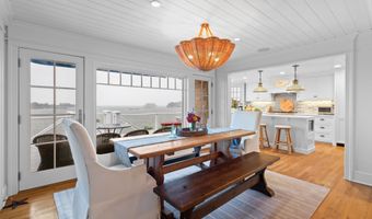 27 Prospect Hill Rd, Branford, CT 06405