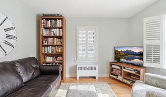 26 Westbrook Rd, Worcester, MA 01602