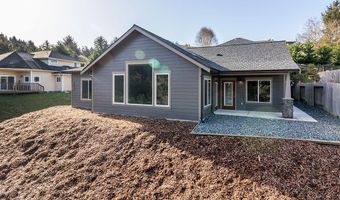 28 30 Blue Spruce Dr, Eureka, CA 95503