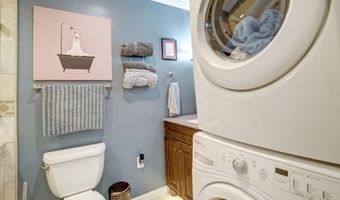 4220 32ND St S, Arlington, VA 22206