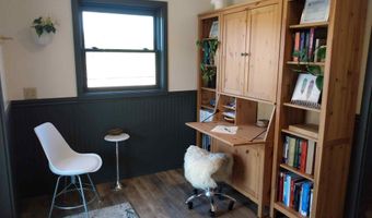 90 Searsport Ave, Belfast, ME 04915