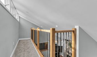 90 E Lincoln Ave, Atlantic Highlands, NJ 07716