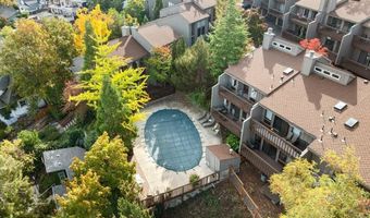 327 Ravenwood Pl, Ashland, OR 97520