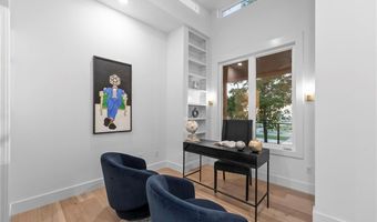 609 SW 4th St, Bentonville, AR 72712