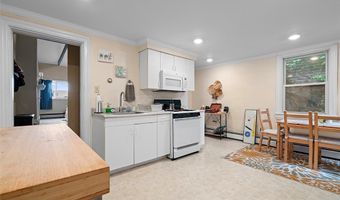 114 S 18th St, Airville, PA 15203