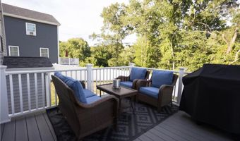209 Curran Rd, Cumberland, RI 02864