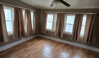 823 Center St, Alva, OK 73717