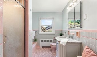 71 Primrose Hill Rd, Barrington, RI 02806