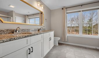 29 Covey Rd 21, Burlington, CT 06013