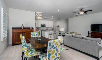 6268 ROADSTEAD Ct, Apollo Beach, FL 33572
