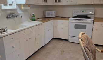 559 North St, Anoka, MN 55303