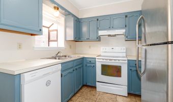 827 E Boyd Dr #C, Baton Rouge, LA 70808