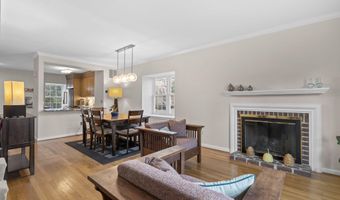 938 S ROLFE St, Arlington, VA 22204