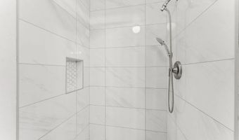 2134 Via Robles, Oceanside, CA 92054