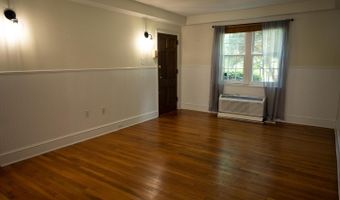 8 AUBURN Ct #A, Alexandria, VA 22305