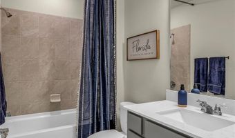 4087 ROAMING BROOK Dr, Apopka, FL 32712
