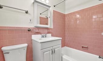 5625 OGDEN Rd, Bethesda, MD 20816