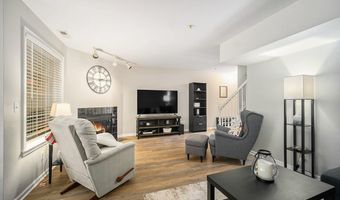 2765 Barclay Way, Ann Arbor, MI 48105