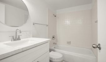 196 Mariposa Dr, Camarillo, CA 93012
