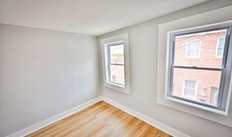 233 S CHAPEL St, Baltimore, MD 21231