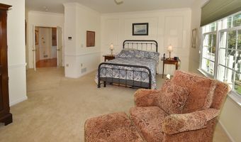 4 Lower Heatherwood, Cromwell, CT 06416