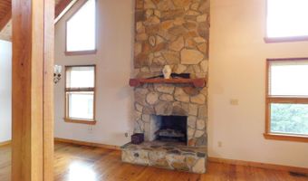 2755 Promise Land Rd, Appomattox, VA 24522