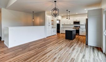 409 Chad Trl, Arlington, WI 53911