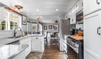 33693 Cattle Creek Rd, Acton, CA 93510