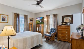 73 Pleasant View Dr, Albany, KY 42602