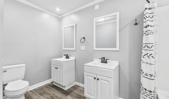 340 W Turner St, Bloomfield, IN 47424