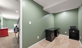 28 CLARK Rdg, Hockessin, DE 19707