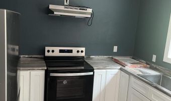 6013 E Greene St, Bay St. Louis, MS 39520