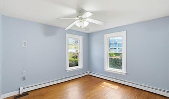 29 E Shore Dr, Coventry, RI 02816